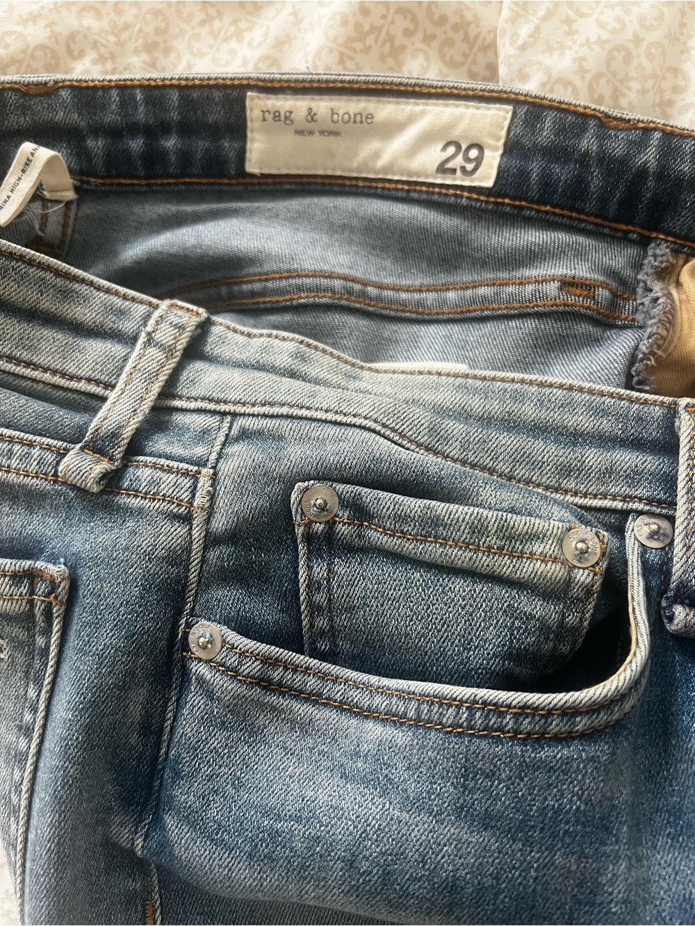 Rag & Bone High -Rise Light Blue Skinny Jeans - Picture 4 of 4